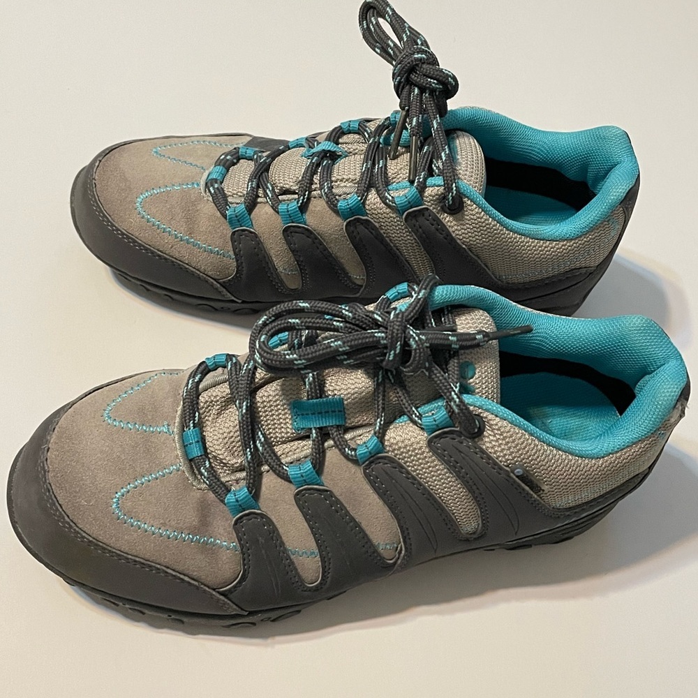 Women's Hi-Tec Romsey Low Grey/Graphite/Blue Waterproof Hiking Shoes Size 6.5